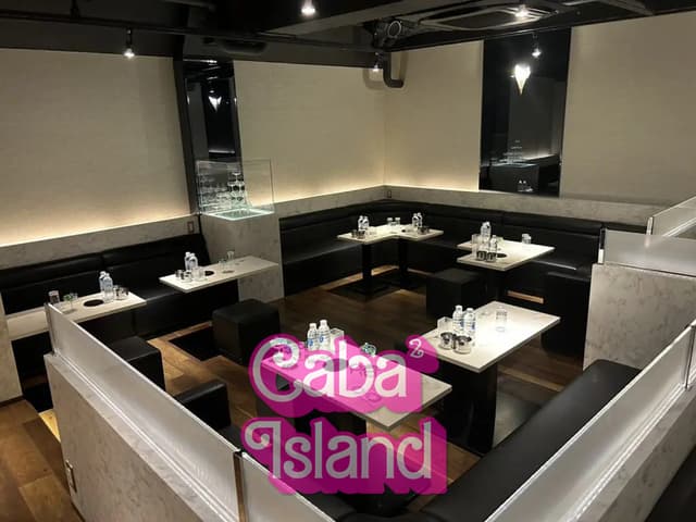 池袋 イーネー（girls cafe bar E～ねぇ）